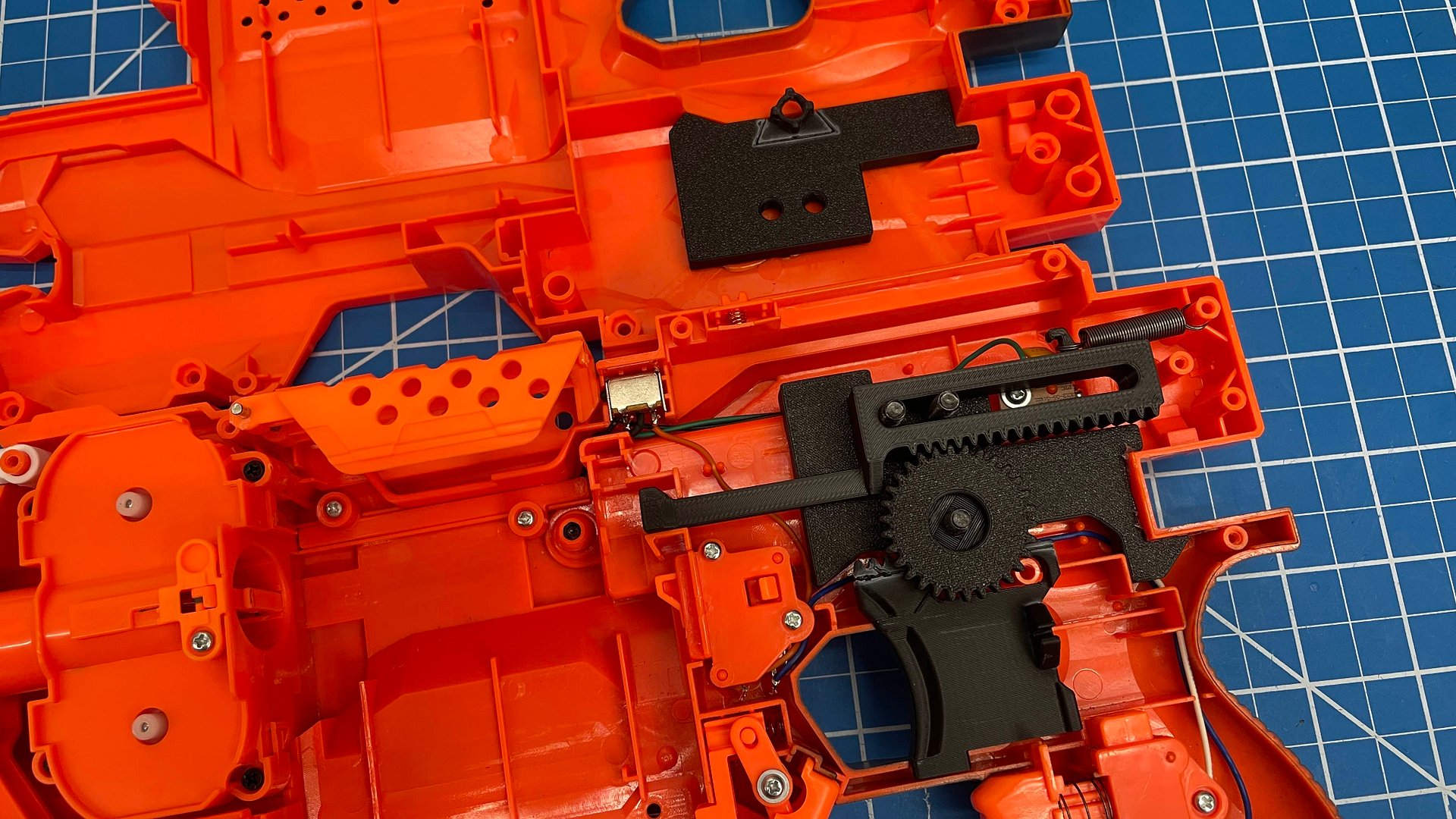 DEPRECATED - Nerf Stryfe Geared Pusher Kit product image (1)