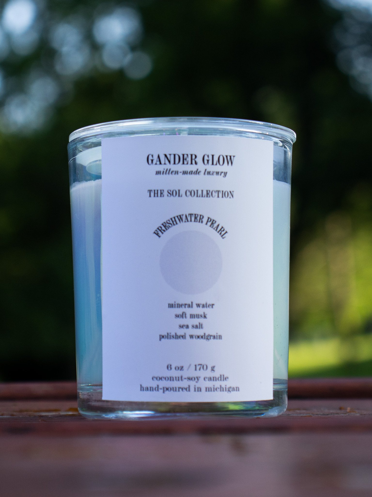 Freshwater Pearl Scented Coconut-Soy Wax Candle product image (2)