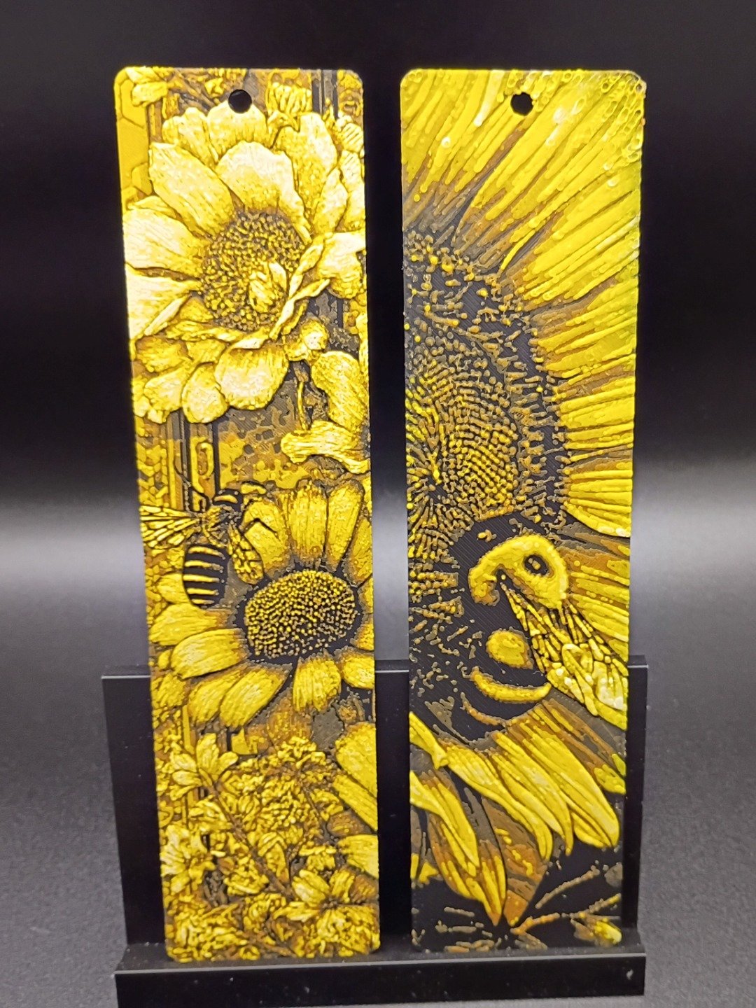 Bee Pollinatin Bookmark Duo product image (1)
