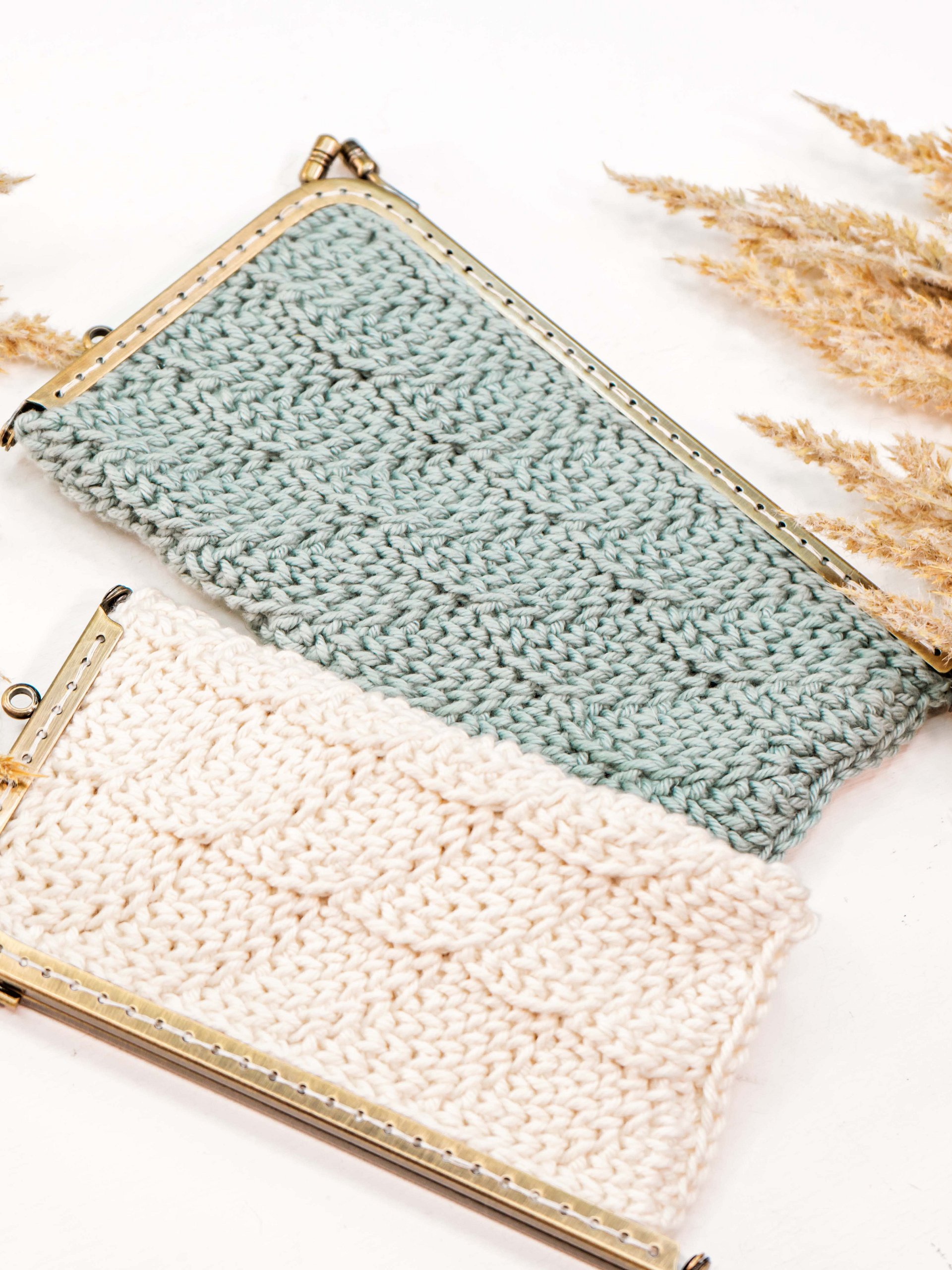 Happily Ever After Crochet Clutch Pattern - Learn to Steek! product image (2)