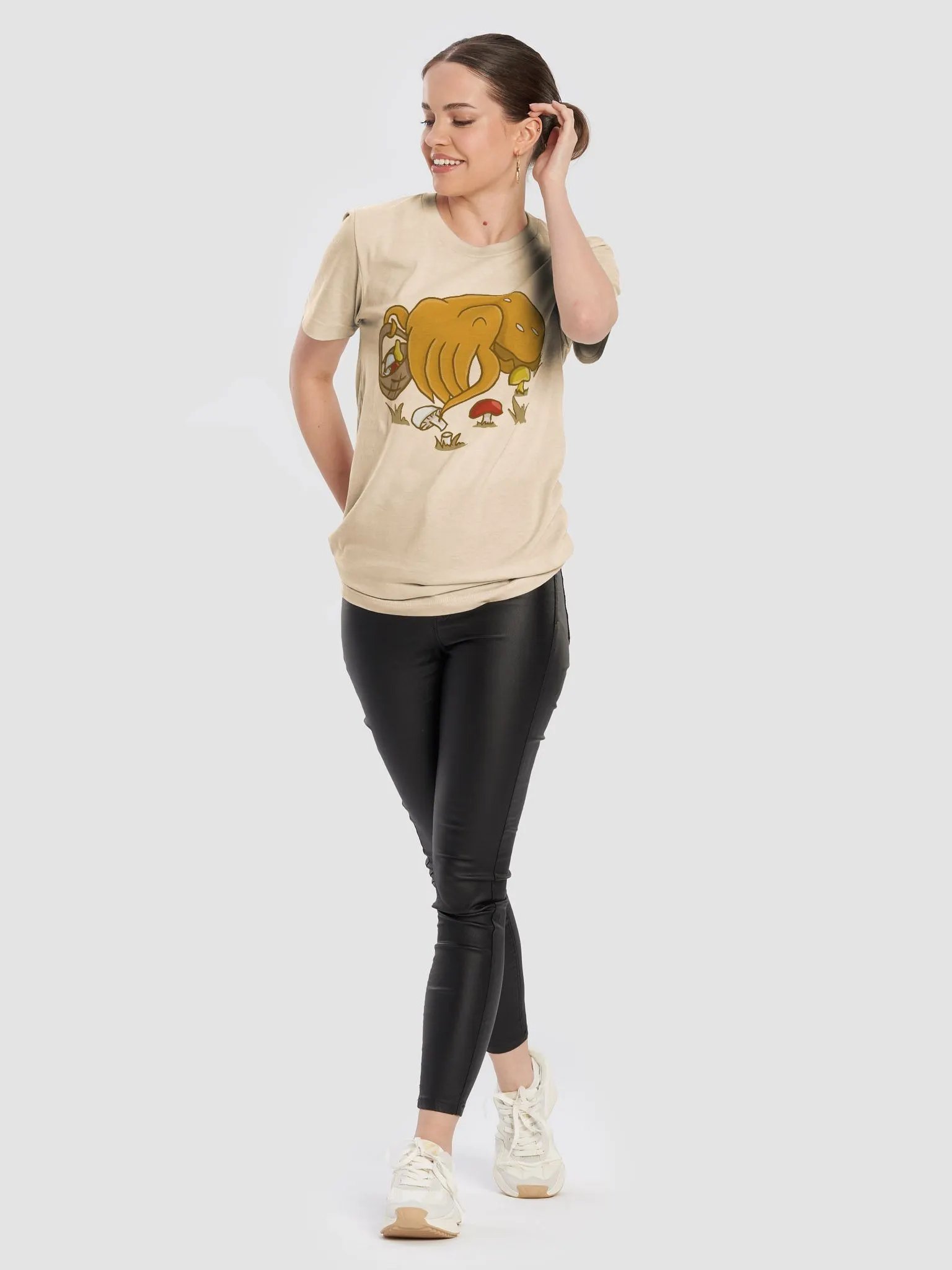 Mushroom Picking Cuttle Tee product image (10)
