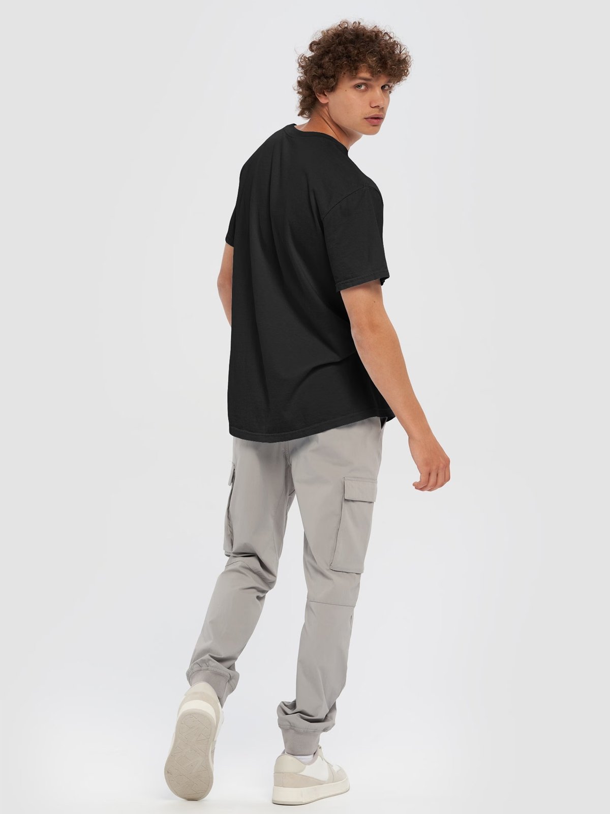 FEAR Courage Christian Graphic Tee product image (4)