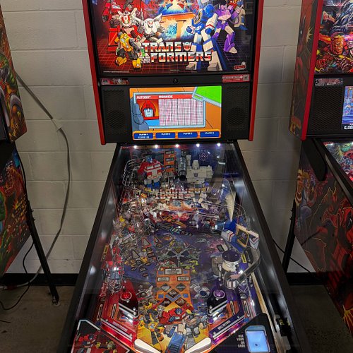 Found the new Transformers pinball at DragonCon 😎 #BackToThe80s #Summer