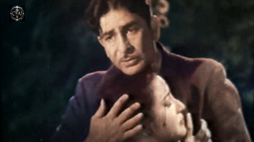 When music becomes an eternal beacon of hope... 🌅✨

“वो सुबह कभी तो आएगी” (1958) — Raj Kapoor & Mala Sinha in Restored Color ...