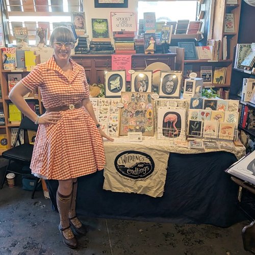 We had such a great time today at my popup art shop! Thank you so much to everyone who came out to see us, and to @theundergr...