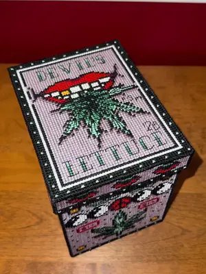 newest plastic canvas pattern is live on my website, you can make ur own cheeky stash box  #gardening #crossstitch #needlepoint #box #embroidery 