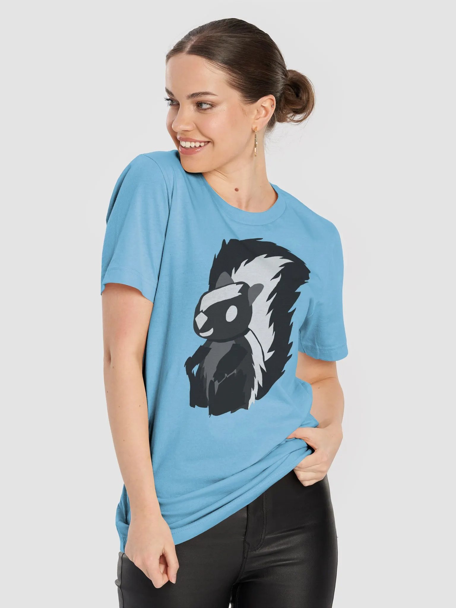 Skunk T-Shirt product image (88)