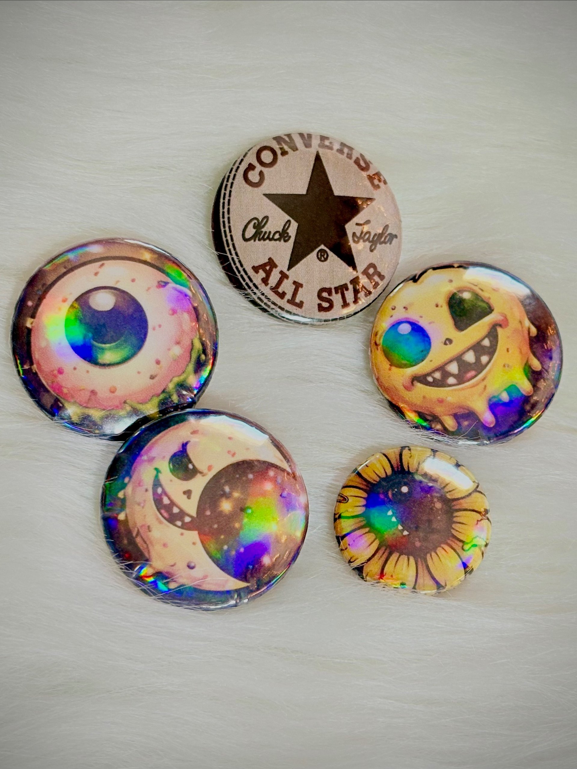Misc pinback buttons product image (1)