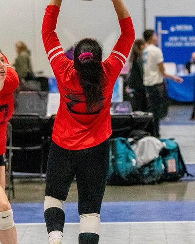 Thinking about switching volleyball clubs? Here’s a real story about tryouts, second teams, recruiting, and finding the right...