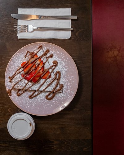 February is here, which means sweet treats are in your future 🍫🍓