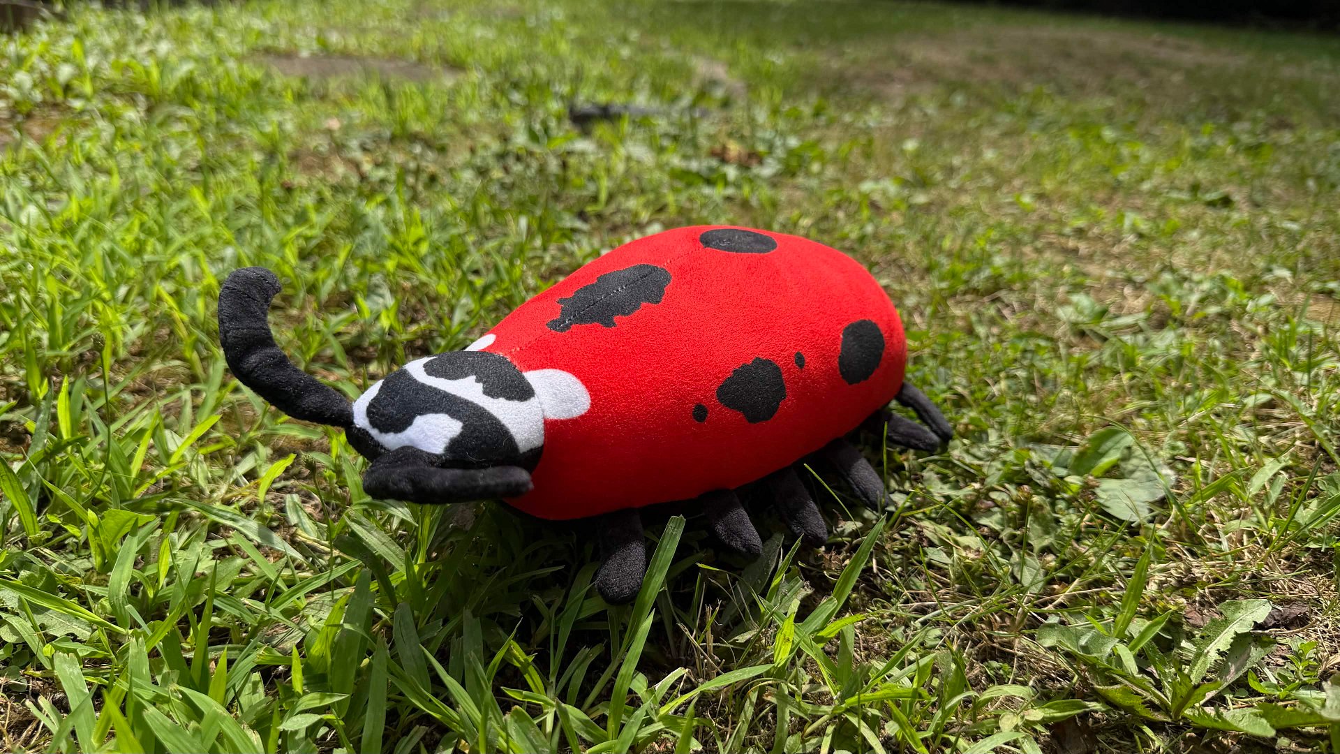 Arthur Plushie (Pre-order) product image (2)