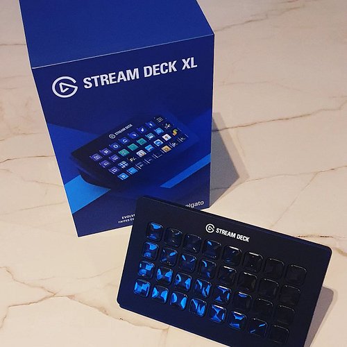 I finally got this big guy. 
I've already got a bunch of shortcuts done. 
#elgato #streamdeck #gaming #twitch #phillipshue #o...