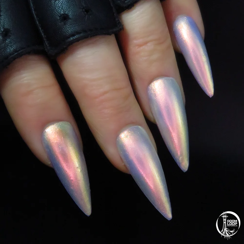 THE HUNGRY LIGHT - Glowy Pastel Multichrome Nail Polish product image (5)