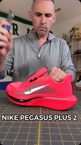 Nike Pegasus Plus 2 Teardown. Full review is up now. 

#nike #nikes #nikepegasusplus2 #nikepegasus