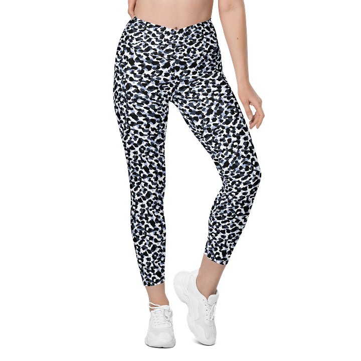 Comfortable Crossover Leggings with Bold Animal Print product image (1)