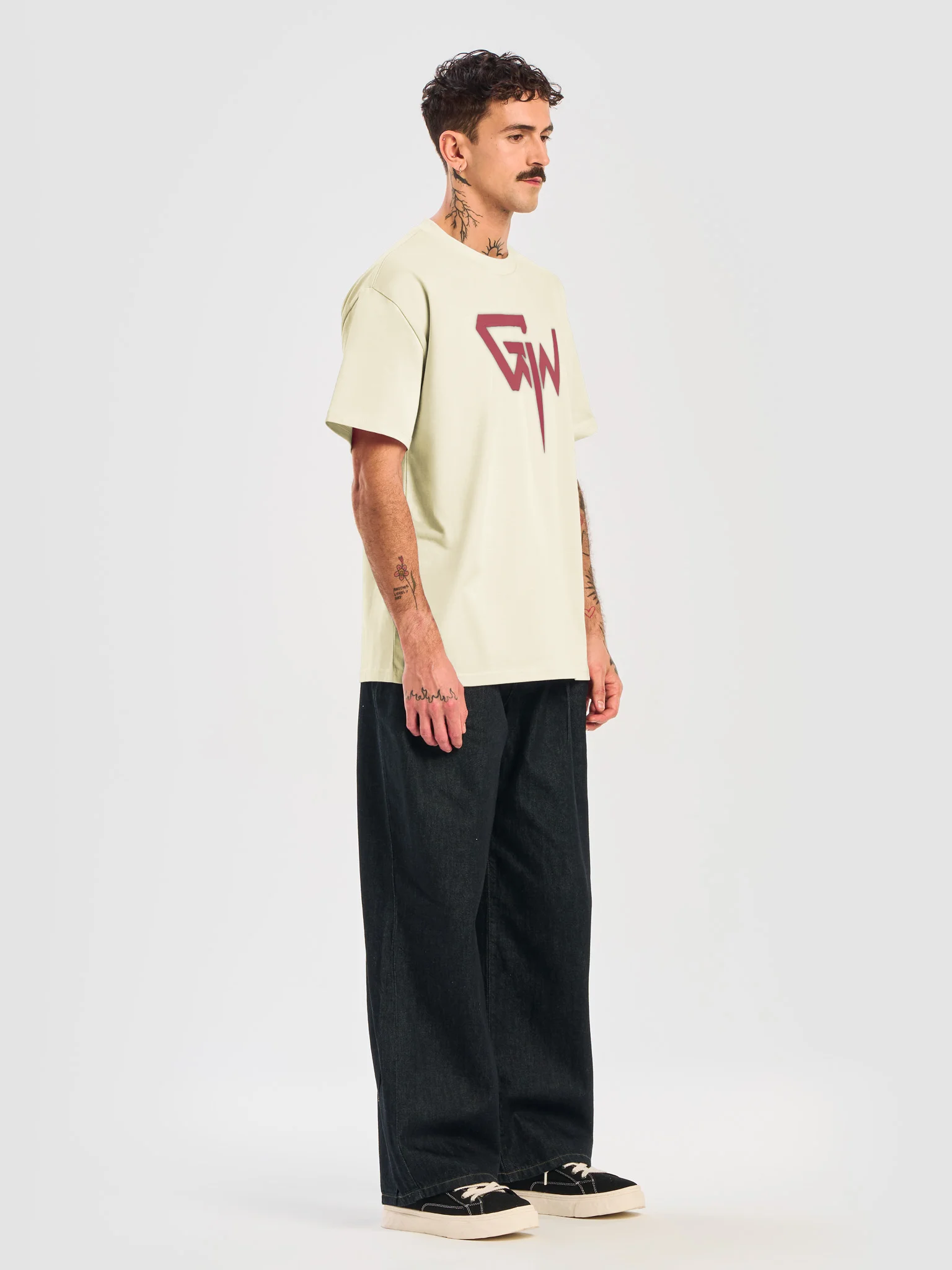 THE RED MARK product image (7)