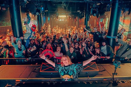 PHILLYYYYYYYY 💜

I don’t have words.  Huge thank you to @unlockedpresents, @theavelive, and @brainrackofficial for having me ...
