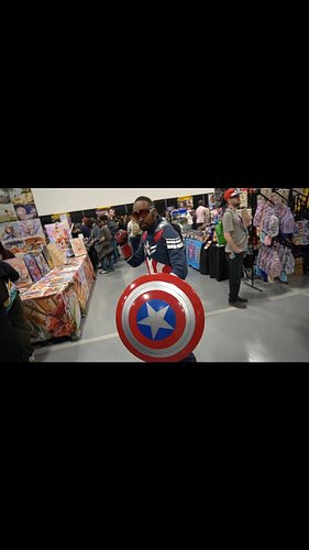 See y'all @lex_con tomorrow! #lexingtoncomicandtoyconvention #LexCon #lexingtoncomiccon #cosplay #ComicCon