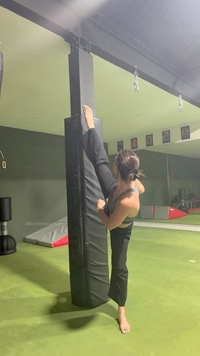 🦵 Stronger Legs = Higher, More Controlled Kicks

Want to kick higher without just stretching more? The secret is building str...