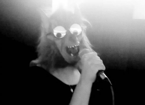 Hey, Googly. Gimme ZATS looking our glamorous best in the Werewolves On The  Moon promotional music video clip 🐺