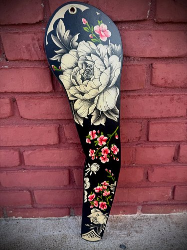 The next sleeve concept is finished and officially up for grabs.

Black & grey peonies paired with bold cherry blossoms, all ...