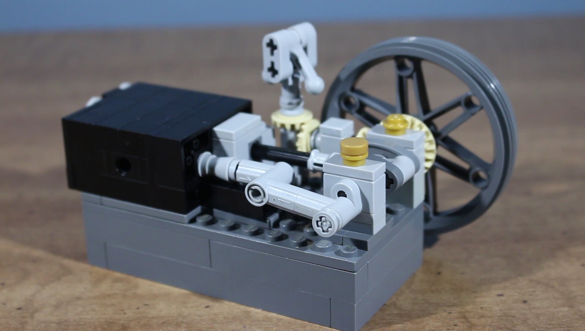 World's Smallest Double-Action Steam Engine MOC product image (2)