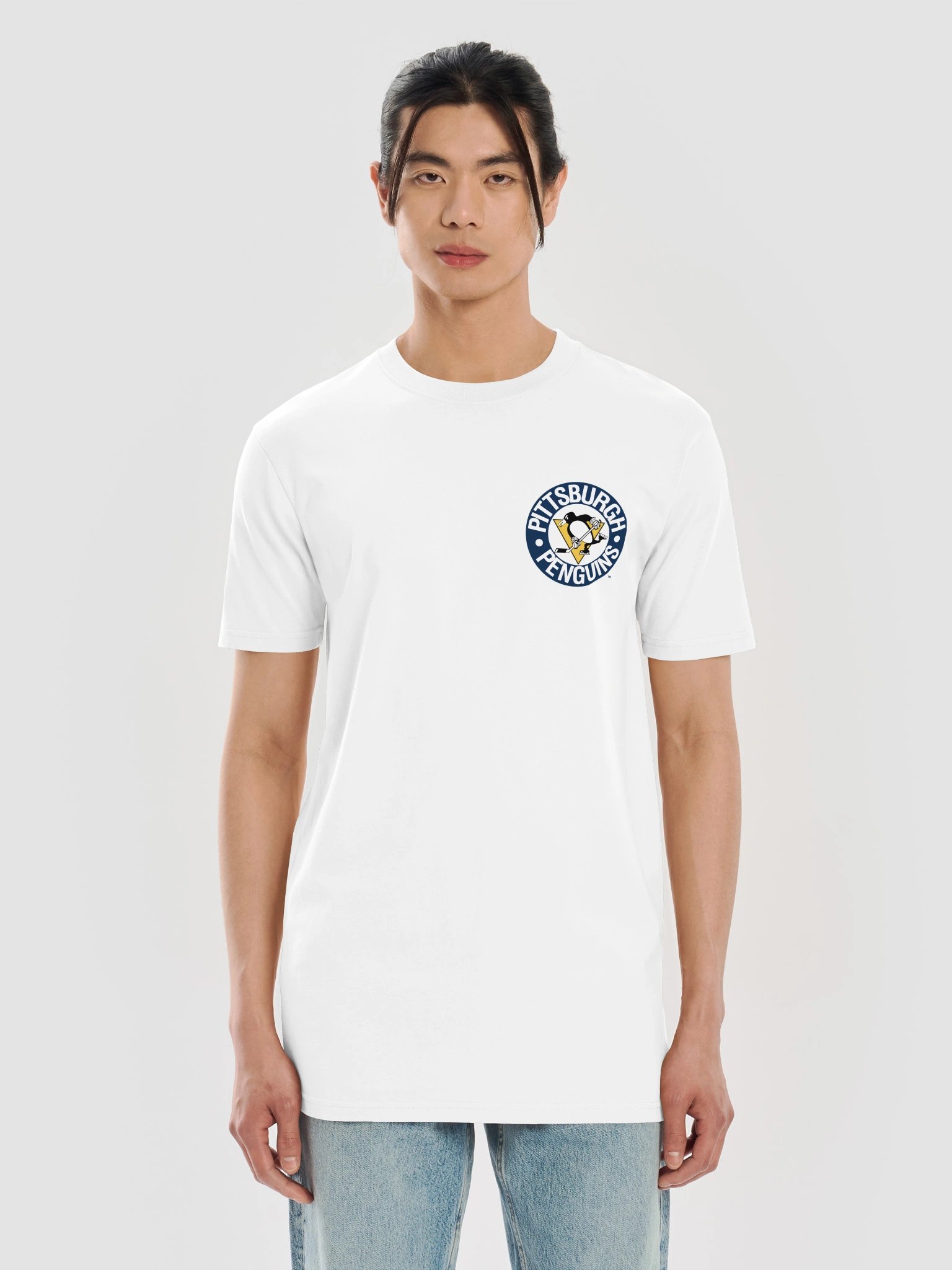 Pittsburgh Penguins Vintage Crest T-Shirt product image (5)