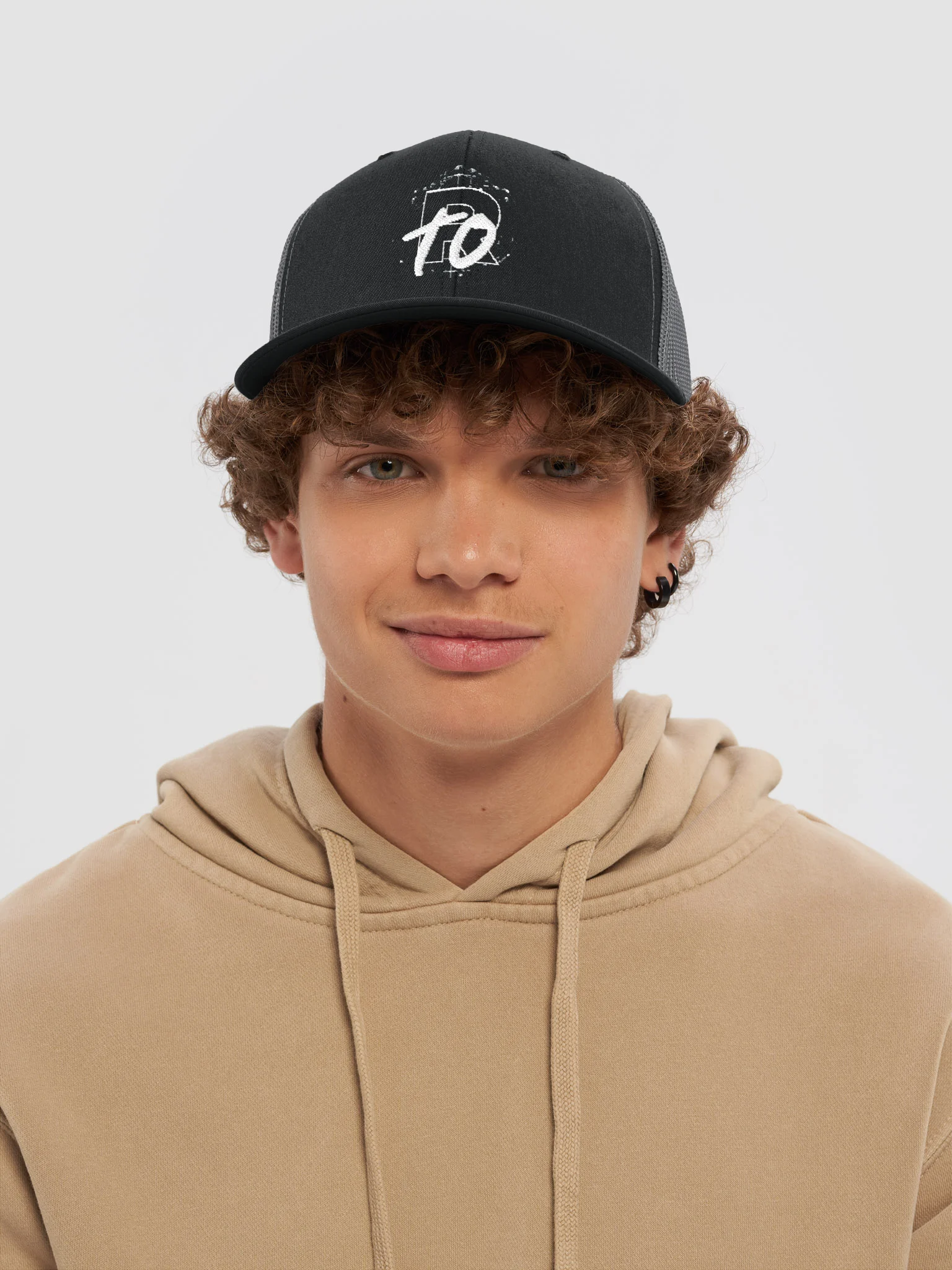 Rellie The ONE Globe Logo Trucker Hat product image (21)