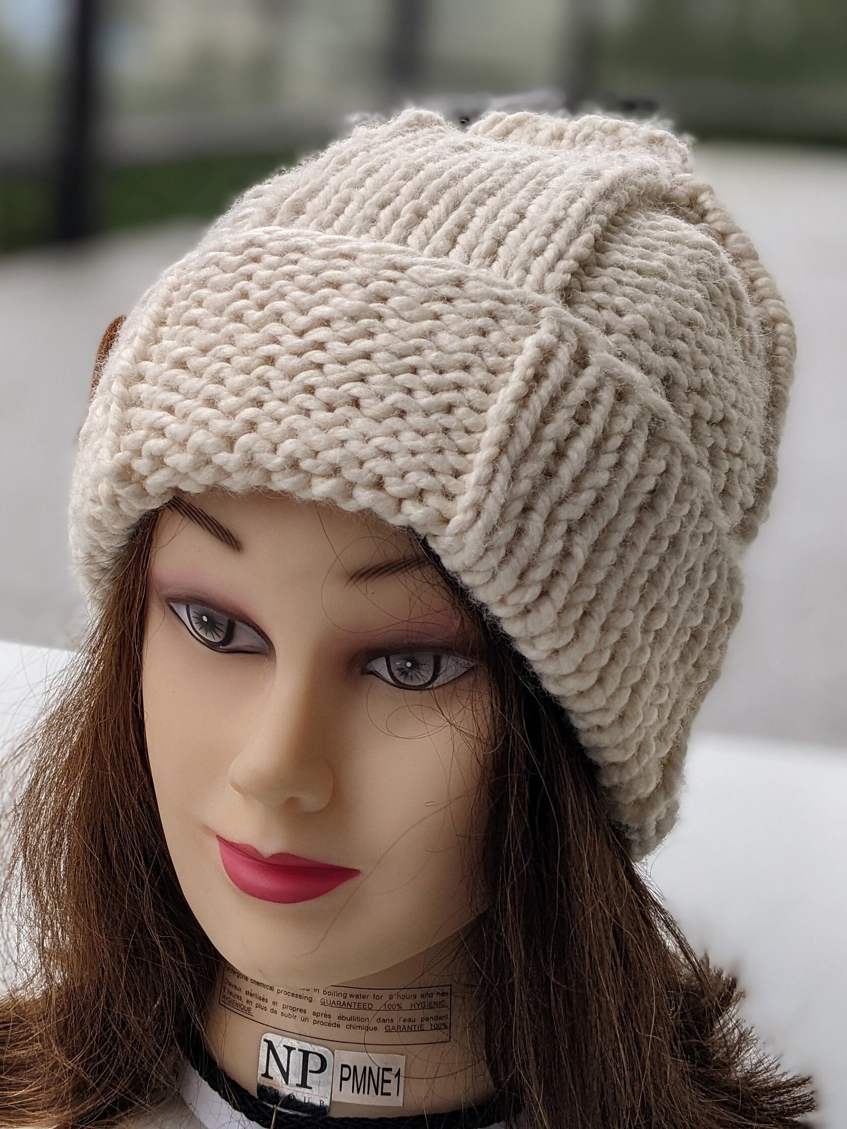 Knit Wool Ease Thick & Quick Hat Pattern product image (1)