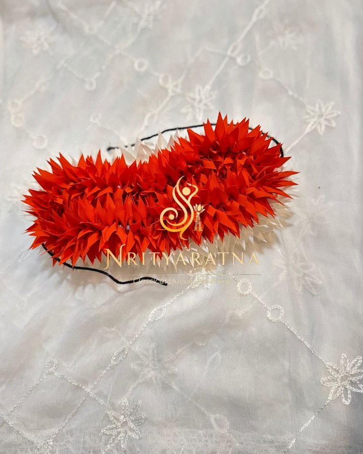 Red and White Pointed Flower product image (1)