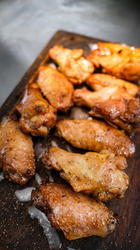 𝗦𝗠𝗢𝗞𝗘𝗗 𝗕𝗥𝗨𝗡𝗖𝗛 𝗪𝗜𝗡𝗚𝗦
So you’re in charge of the ladies brunch this weekend? Throw a bit of BBQ their way!
As you can tell from...