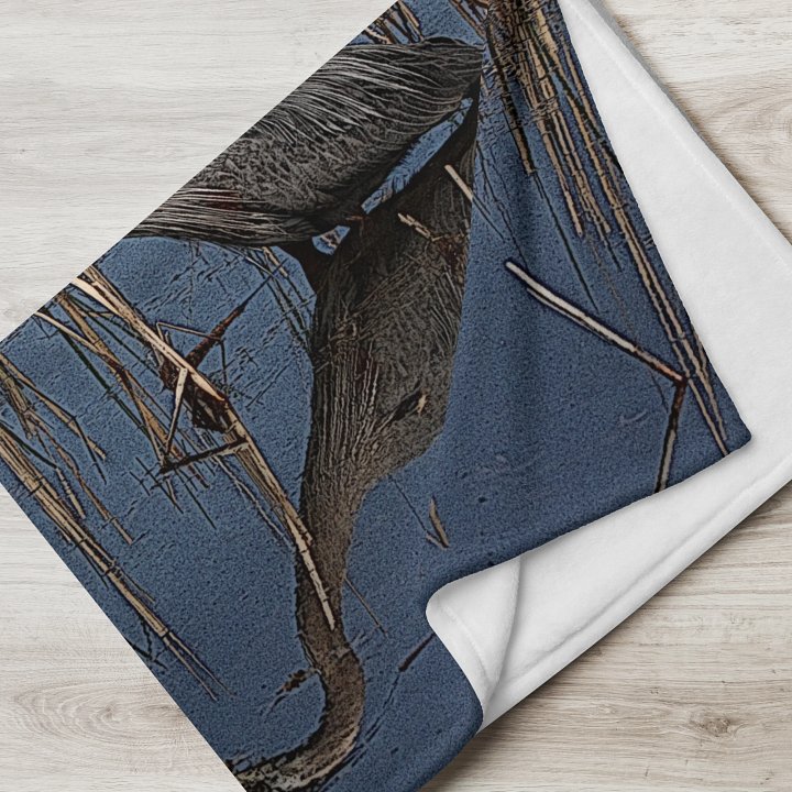 Great Blue Heron Throw Blanket product image (7)