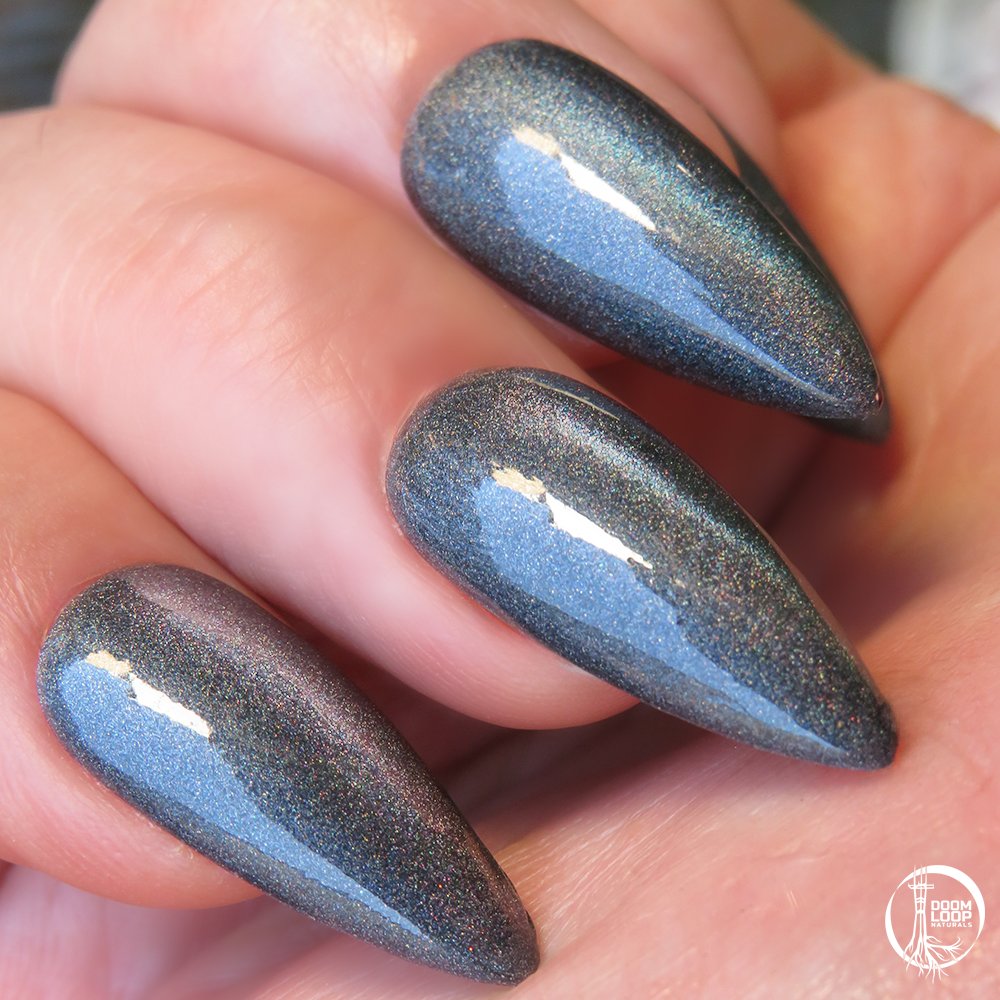 THE WEIGHT OF THE STARS - Deep Blue Black Magnetic Holo Nail Polish product image (6)