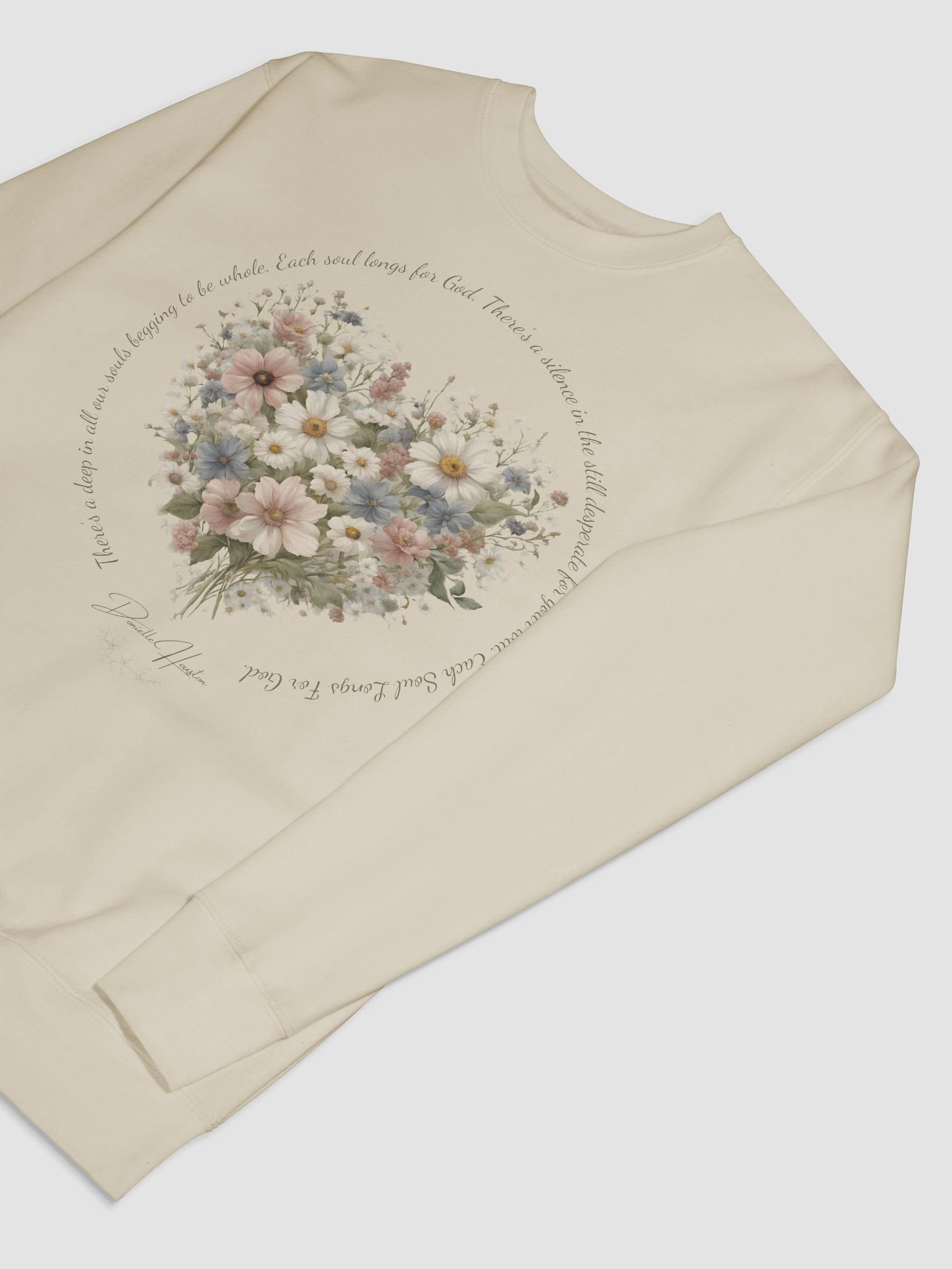 "Each Soul Longs For God" Floral Heart Sweatshirt | Dark Print product image (13)