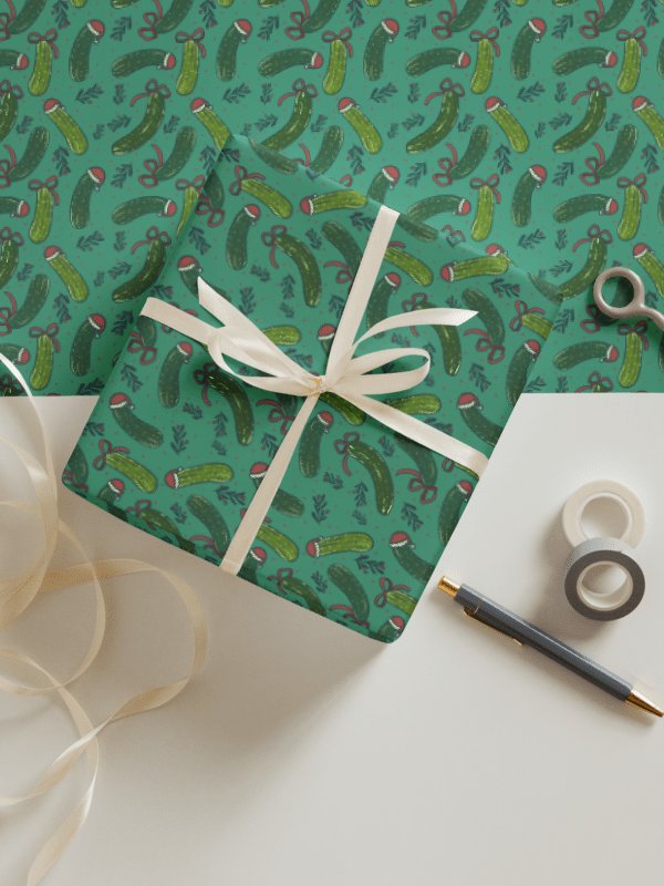 Funny Christmas Pickles Pattern Wrapping Paper Multicolour, 3 Pack product image (1)