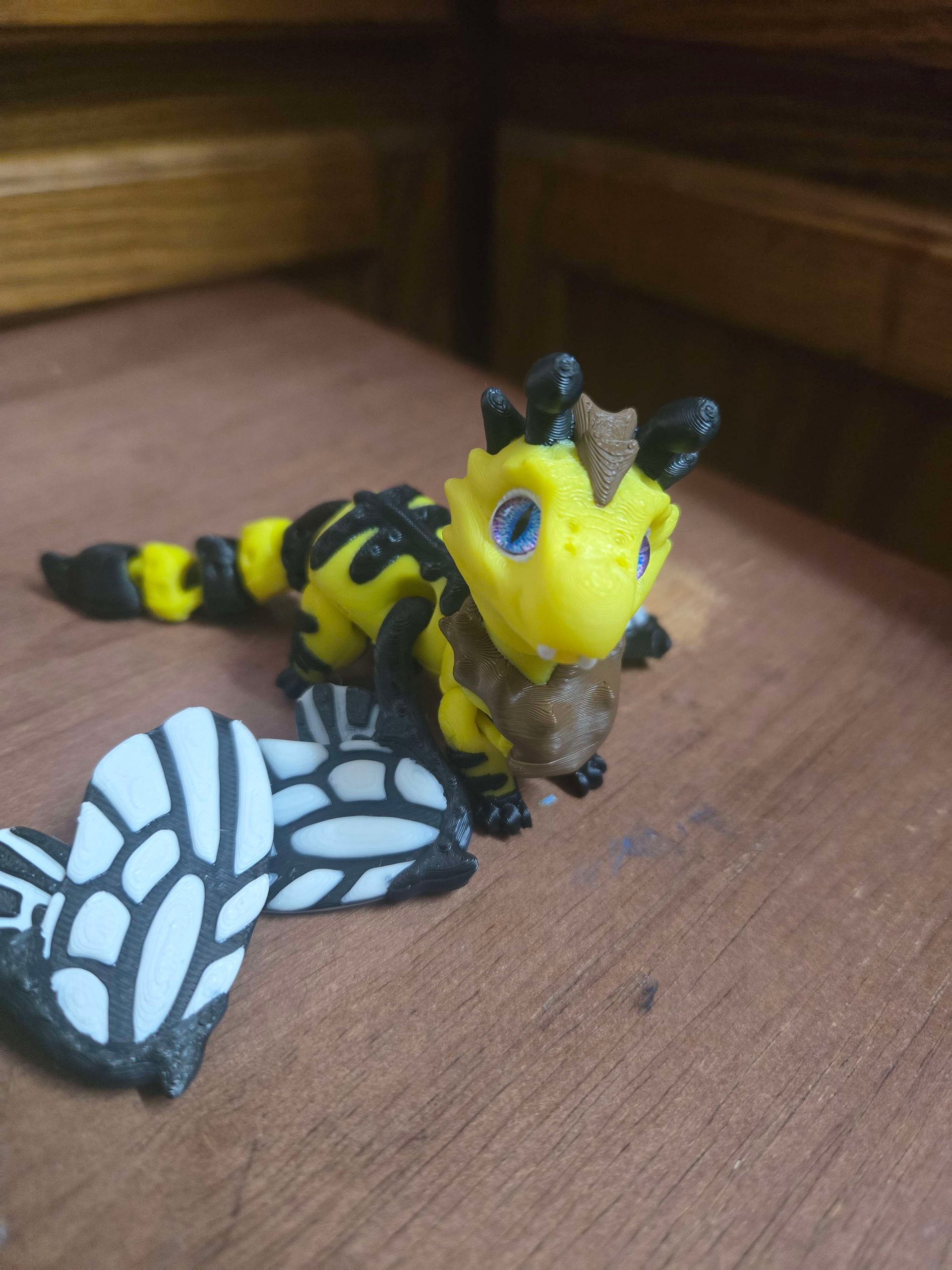 Bumblebee Dragon product image (3)