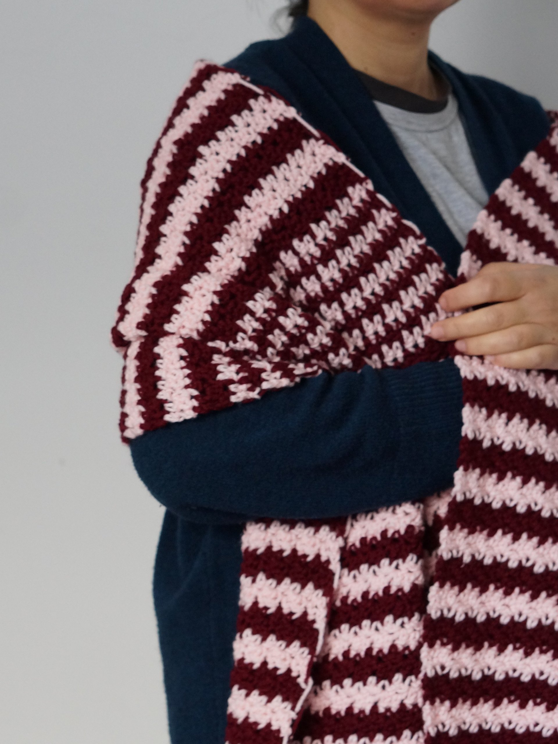 Houndstooth rectangular shawl crochet pattern product image (1)