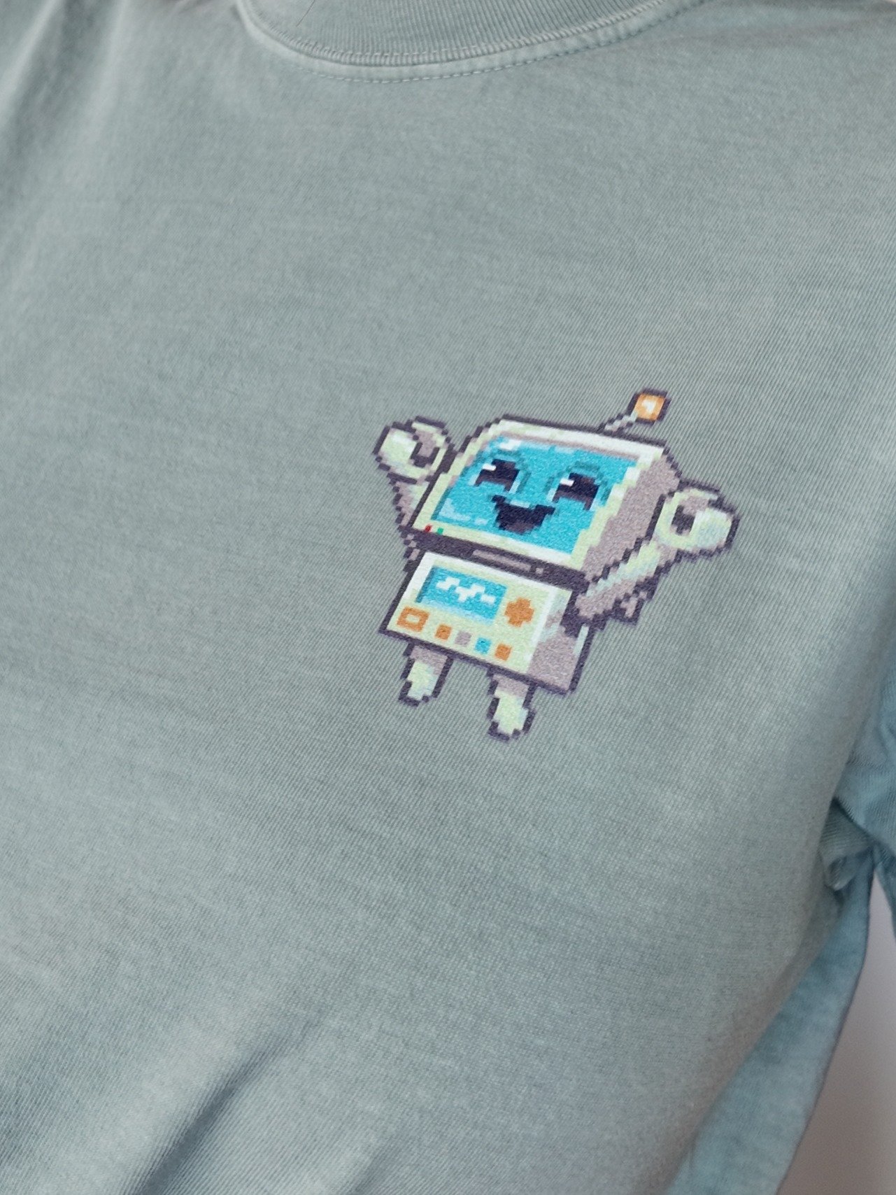 Happy Robot Printed Tee product image (3)