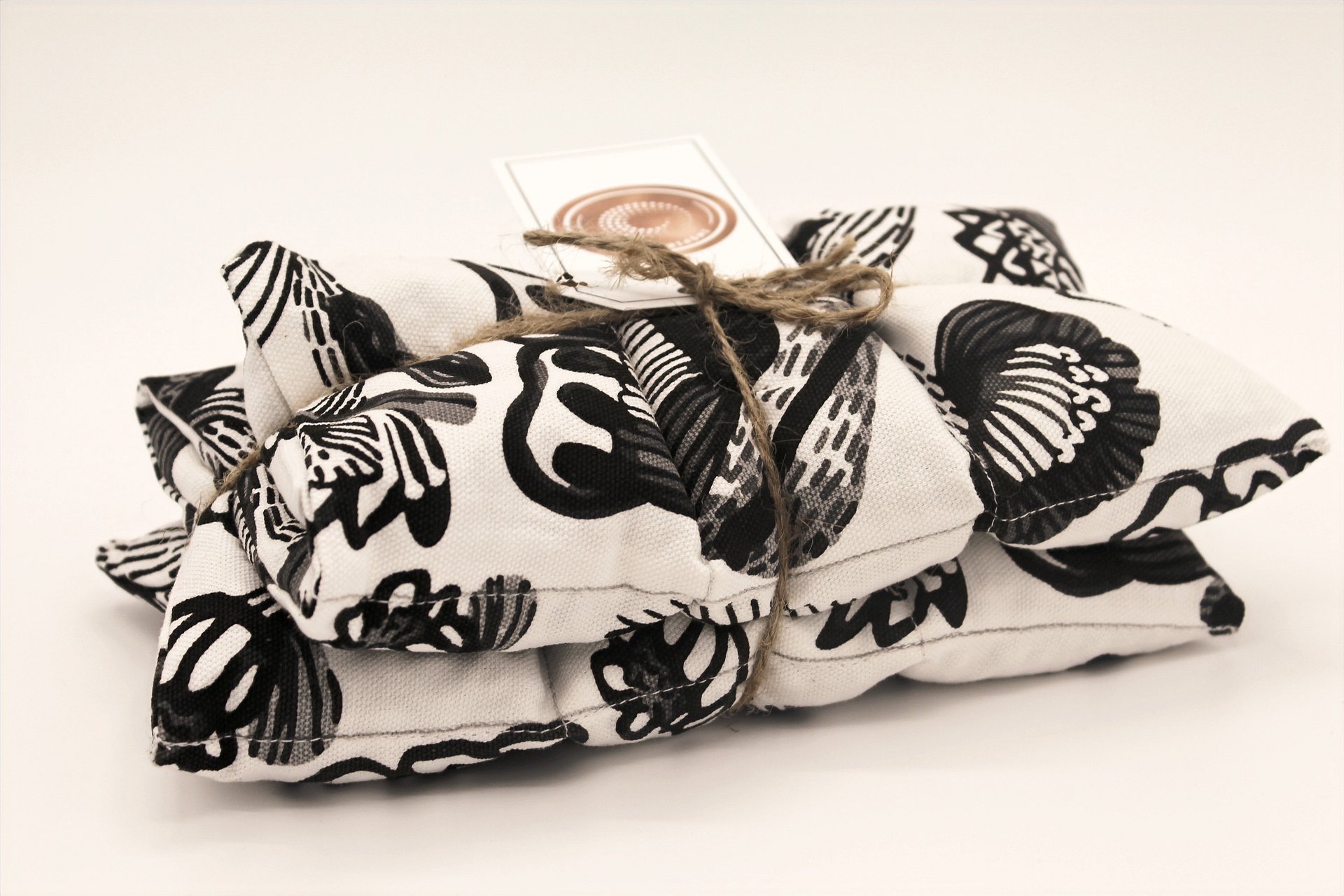 Heat Bag and Cold Pack - Monochrome Flowers product image (1)