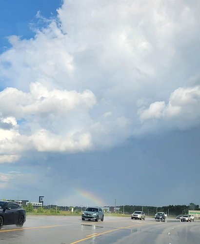 Look at the sky... a rainbow  on the 1st of June! 
#pride🌈