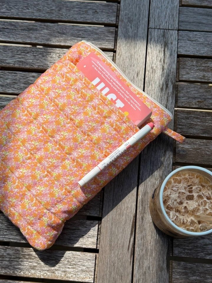 Summer Blooms Booksleeve product image (1)
