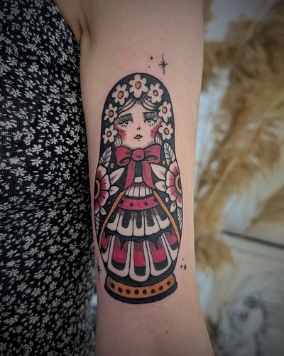 oLd sChOOL mATryoShKa

for @eiraburton 🤘🏼🤍

#matryoshka #matryoshkatattoo #russiantattoo