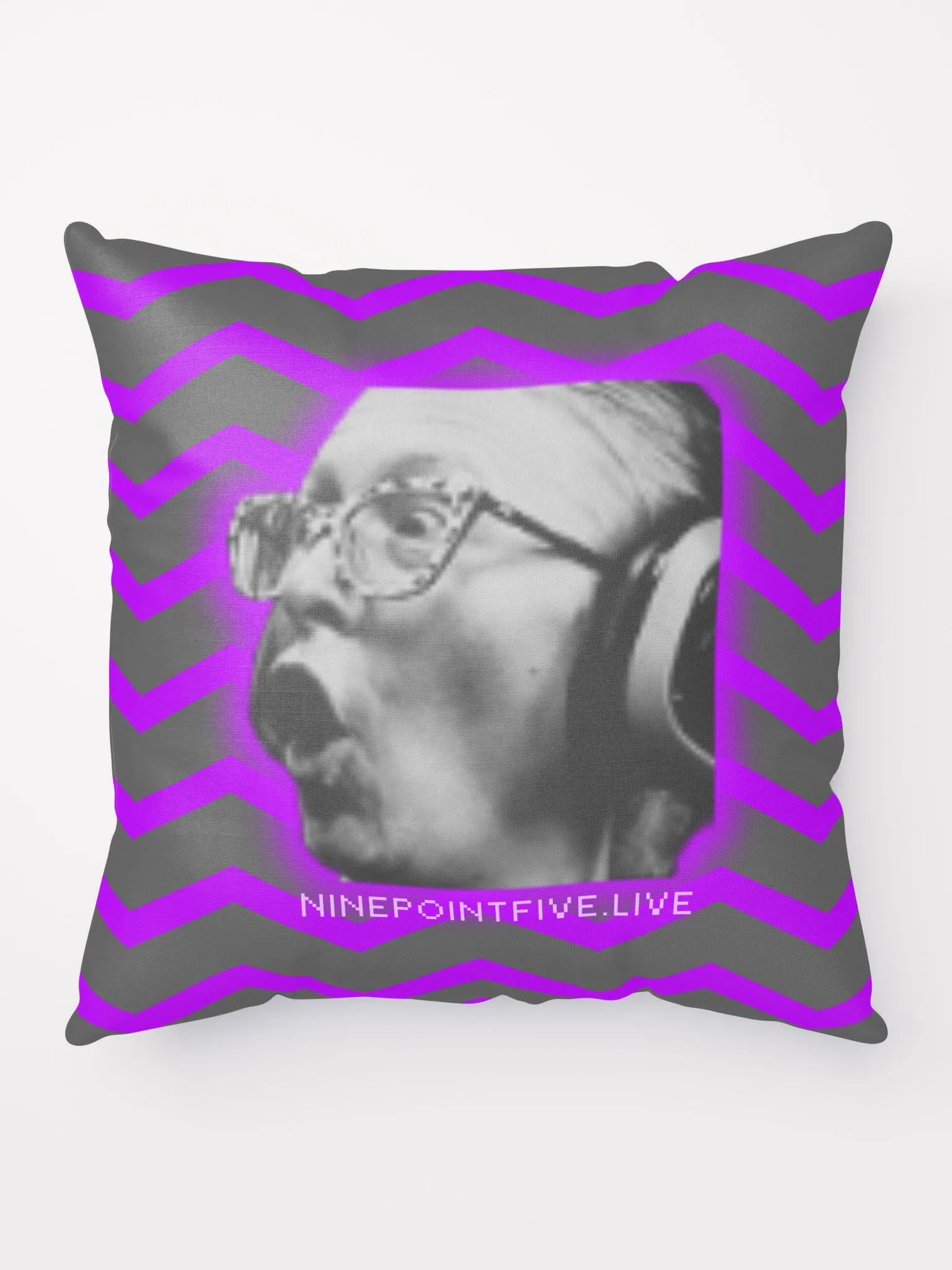 NinePointPOGCHAMP Pillow product image (9)