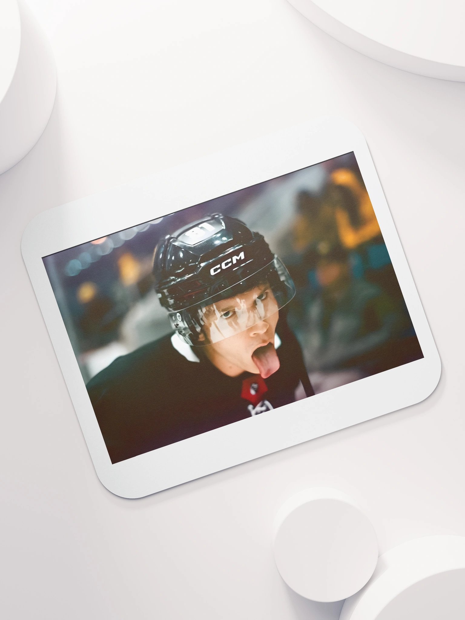 ILYA ROZANOV TONGUE MOUSE PAD product image (7)