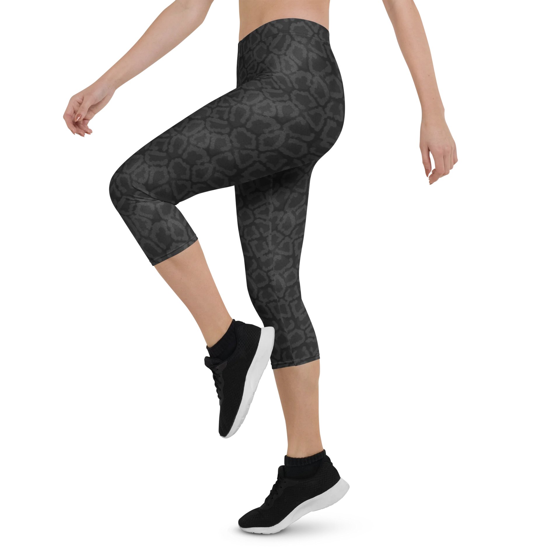 Stylish Leopard Print Capri Leggings for Everyday Wear product image (3)