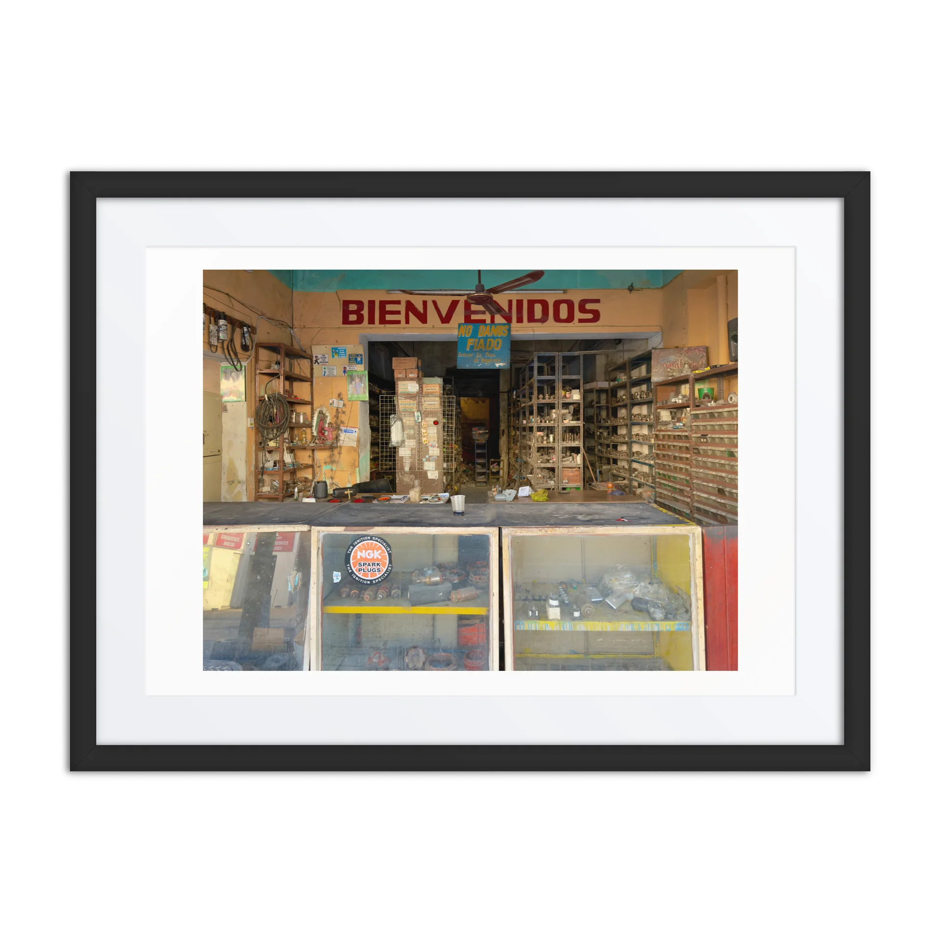 No Damos Fiado Framed Print product image (1)
