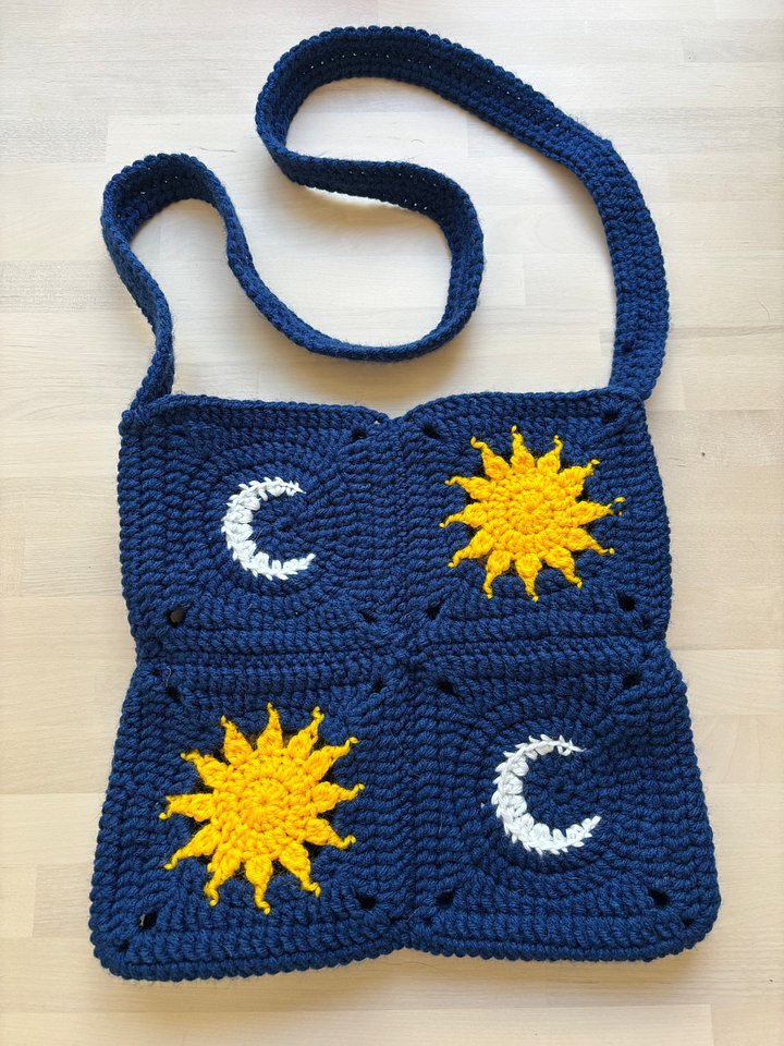 Blue Suns And Moon Crochet Tote Bag product image (1)