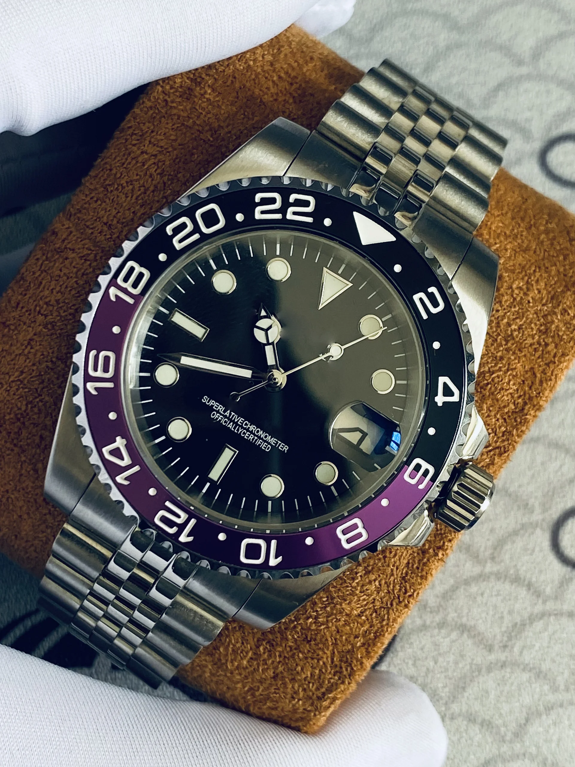 Aoryzon Cosmic GMT – Ultraviolet Edition product image (4)