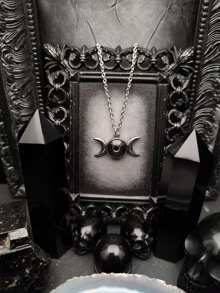 Moon Spirit - Selene Noir product image (1)