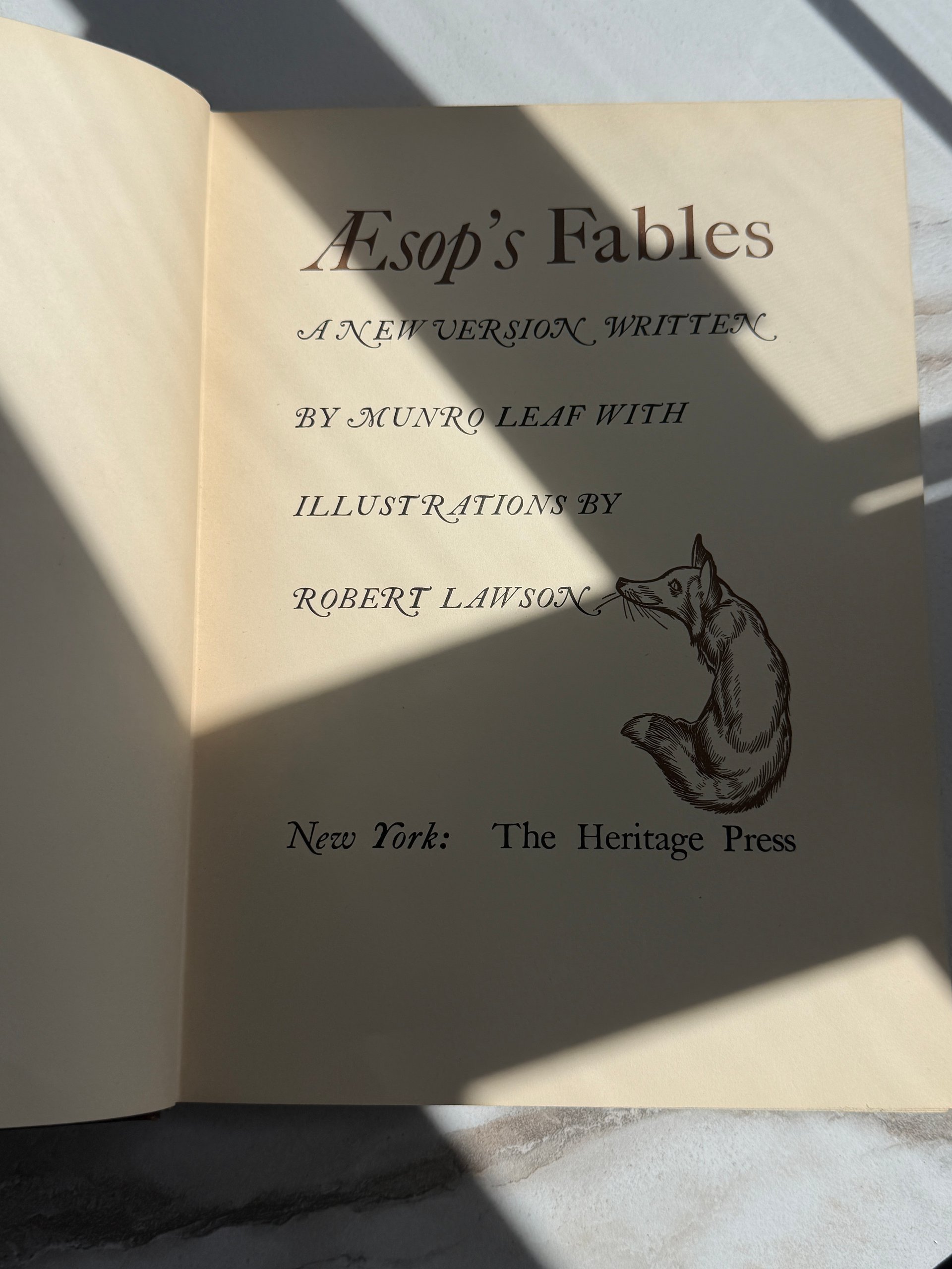 Aesop’s Fables New Text by Munro Leaf, Illustrations by Robert Lawson (Heritage Press, 1941) product image (2)